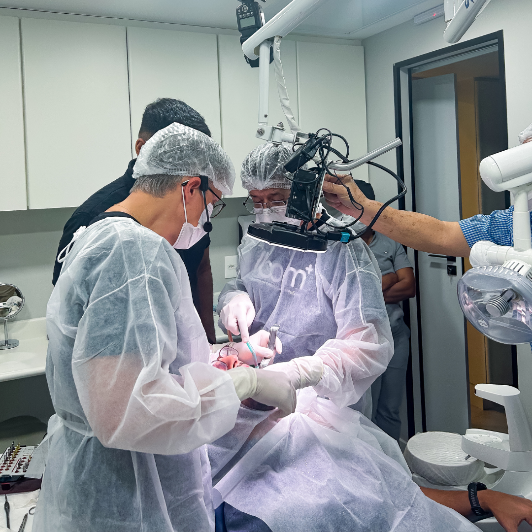 Build a solid surgical portfolio by placing at least ??? implants on real patients, always under close one to one supervision.